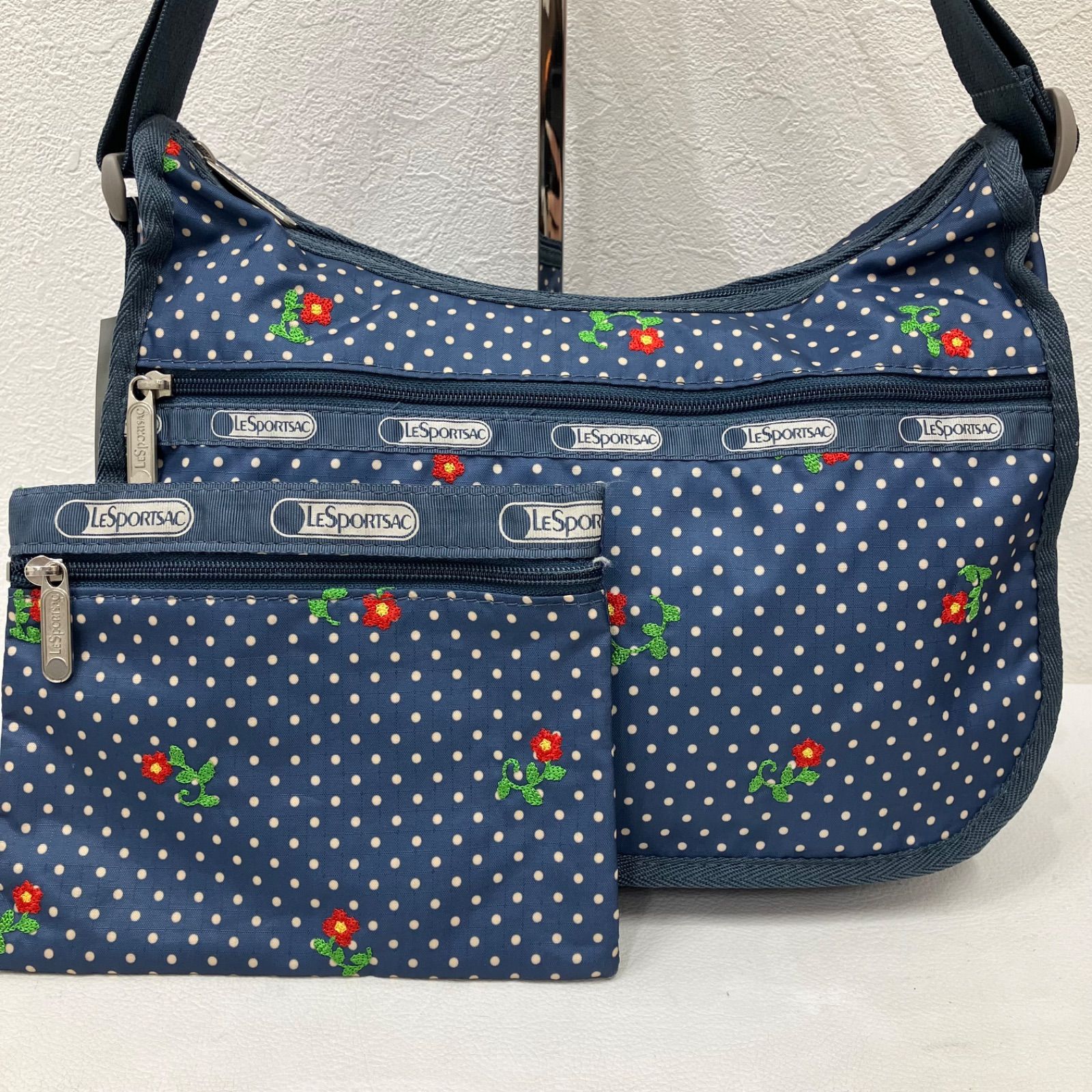 4887 LeSportsac レスポートサック ショルダーバッグ ドット 水玉 花 