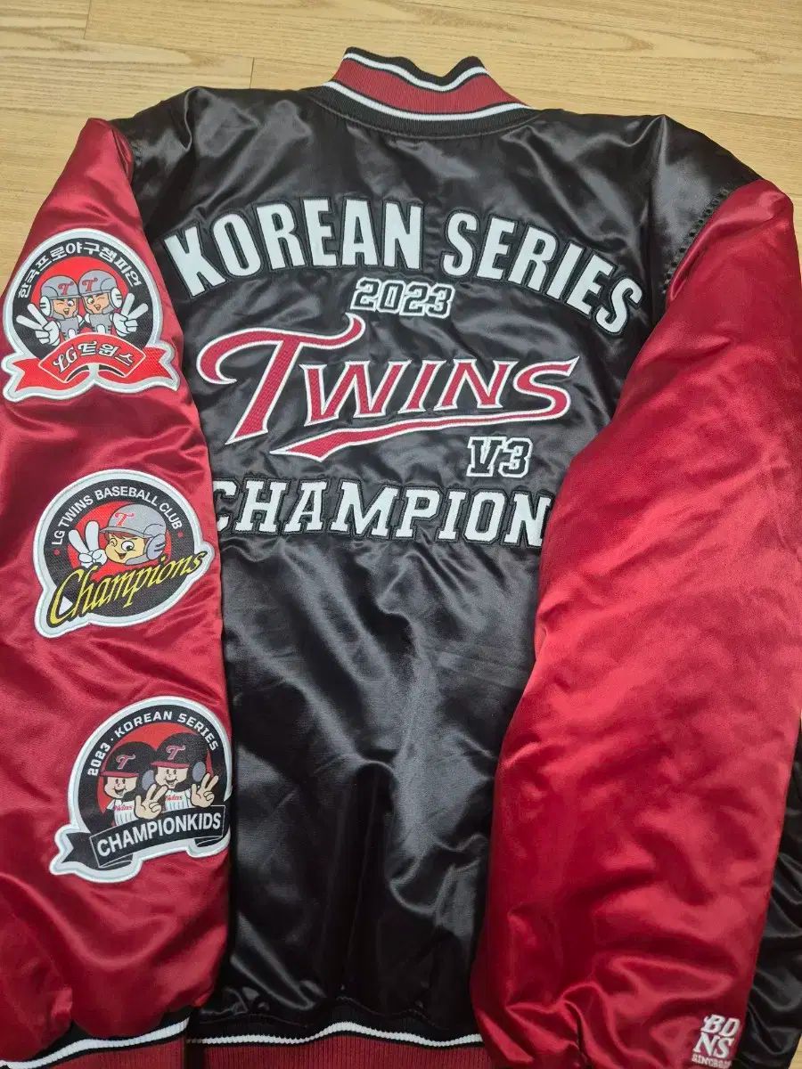 アウター レッド