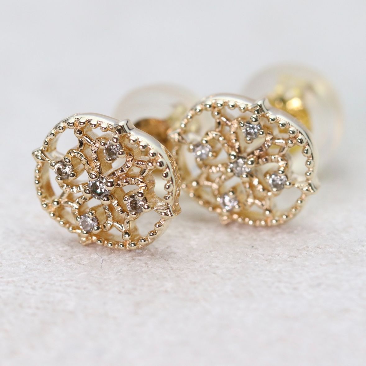 【希少】アガット　レディース　K10　ゴールド　スタッド　ピアス　色石 アガット ダイヤモンド×K10 透かし柄 スタッドピアス /24-1237S