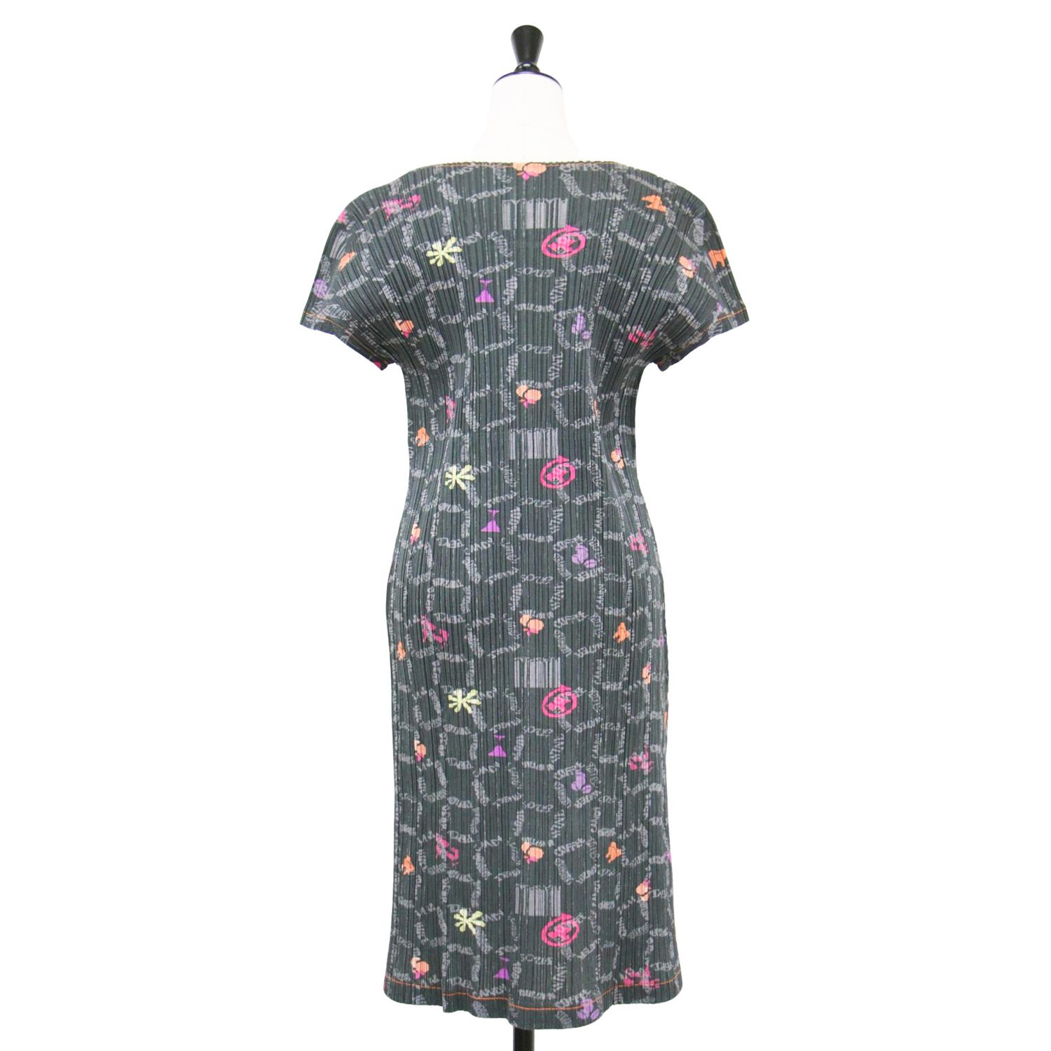 PLEATS PLEASE】半袖フレアワンピース PLEATS PLEASE】半袖フレア