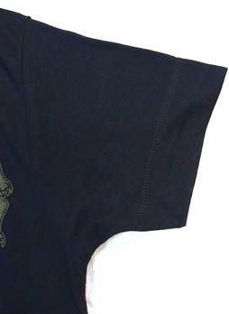 ヘンリーネックTシャツ
