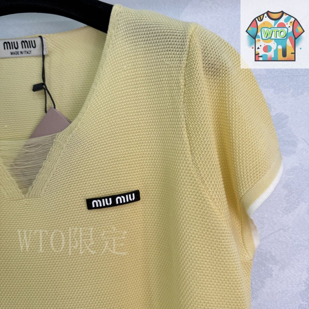 MIU MIU 水色 ショートスリーブニット 1653046743.jpg?1675474668