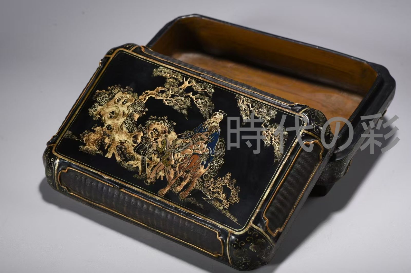 美術品・アンティーク・コレクション 中国古美術 清代 夾紵胎 描金漆器