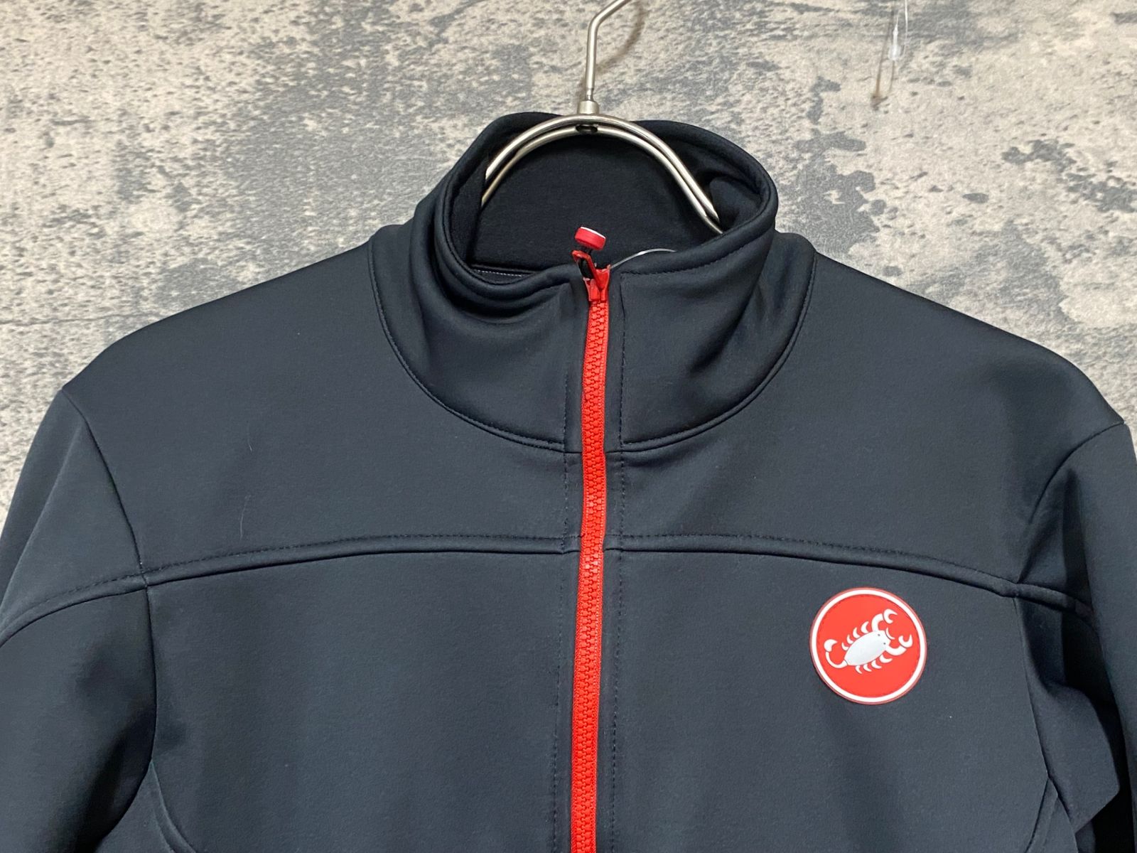 美品　CASTELLI WINDSTOPPER サイクルジャケット 美品 CASTELLI WINDSTOPPER サイクルジャケット