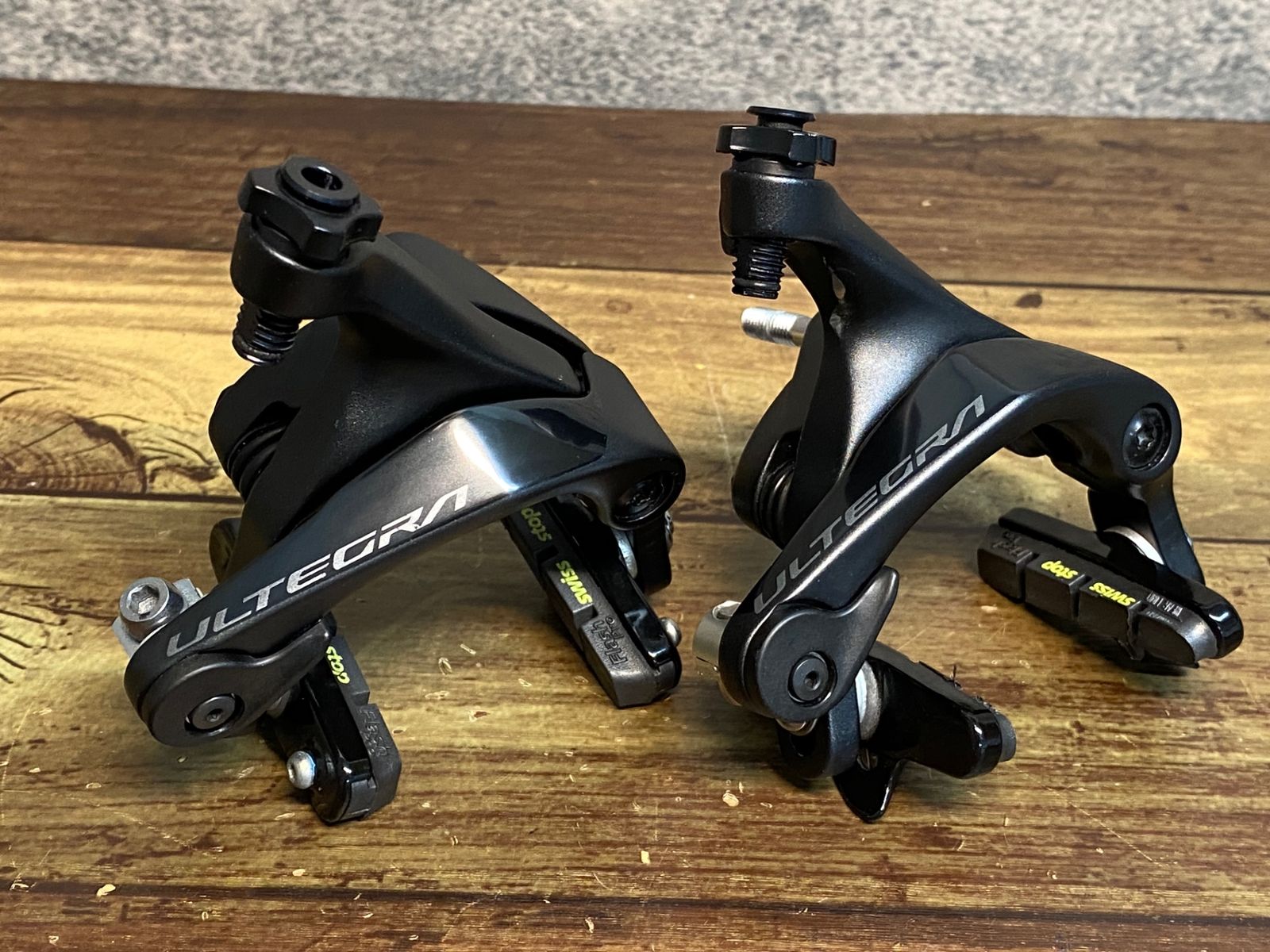 JE447 シマノ SHIMANO アルテグラ ULTEGRA BR-R8100 ブレーキキャリパー 前後セット シュー社外品