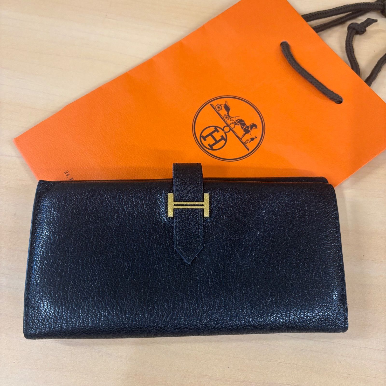 【定番 人気】エルメス べアンスフレ オレンジ レザー 長財布 箱付き 定番 人気エルメス べアンスフレ オレンジ レザー 長財布 箱付き