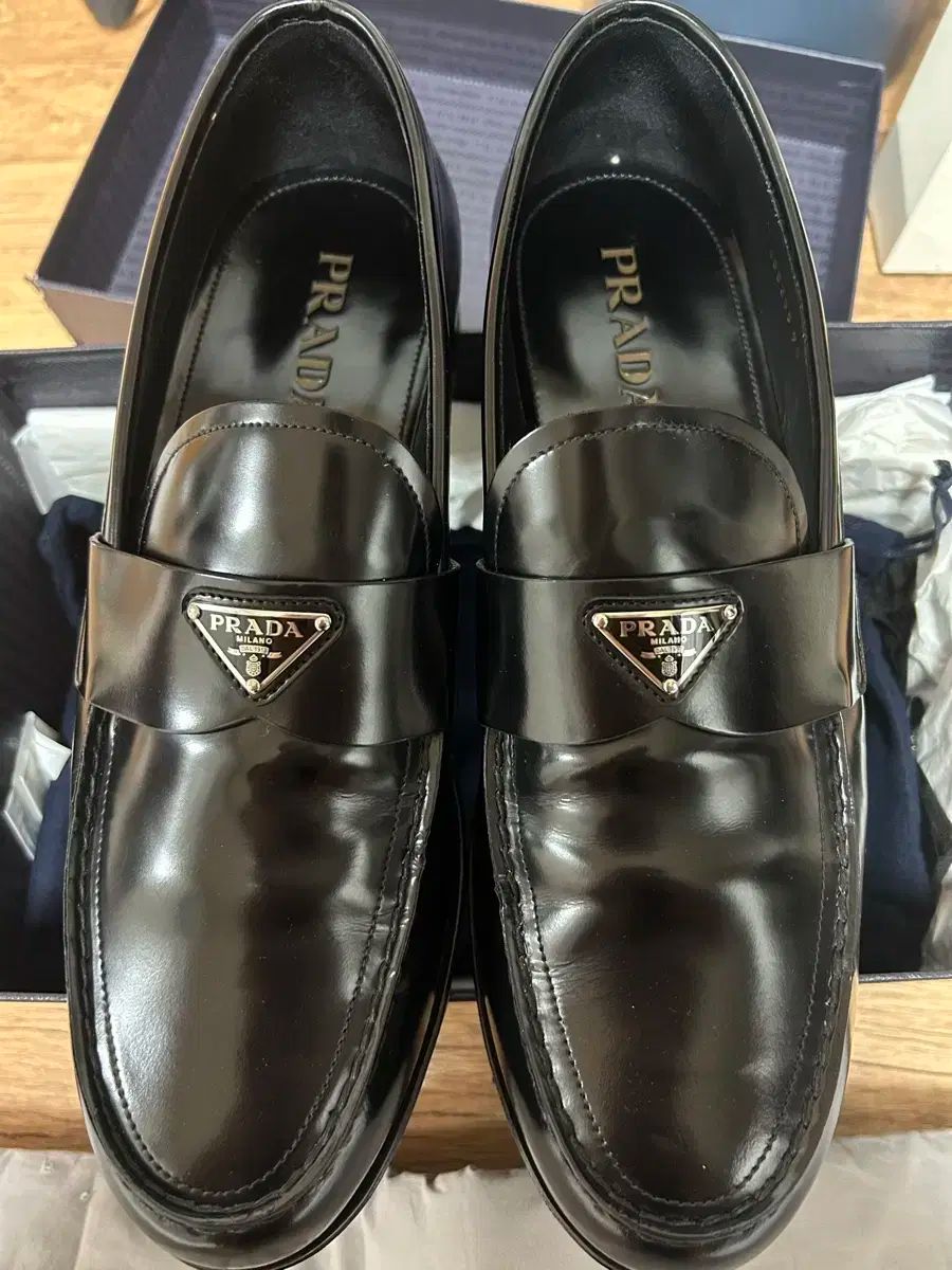 PRADA プラダ ブラッシュド ローファー uk9 5