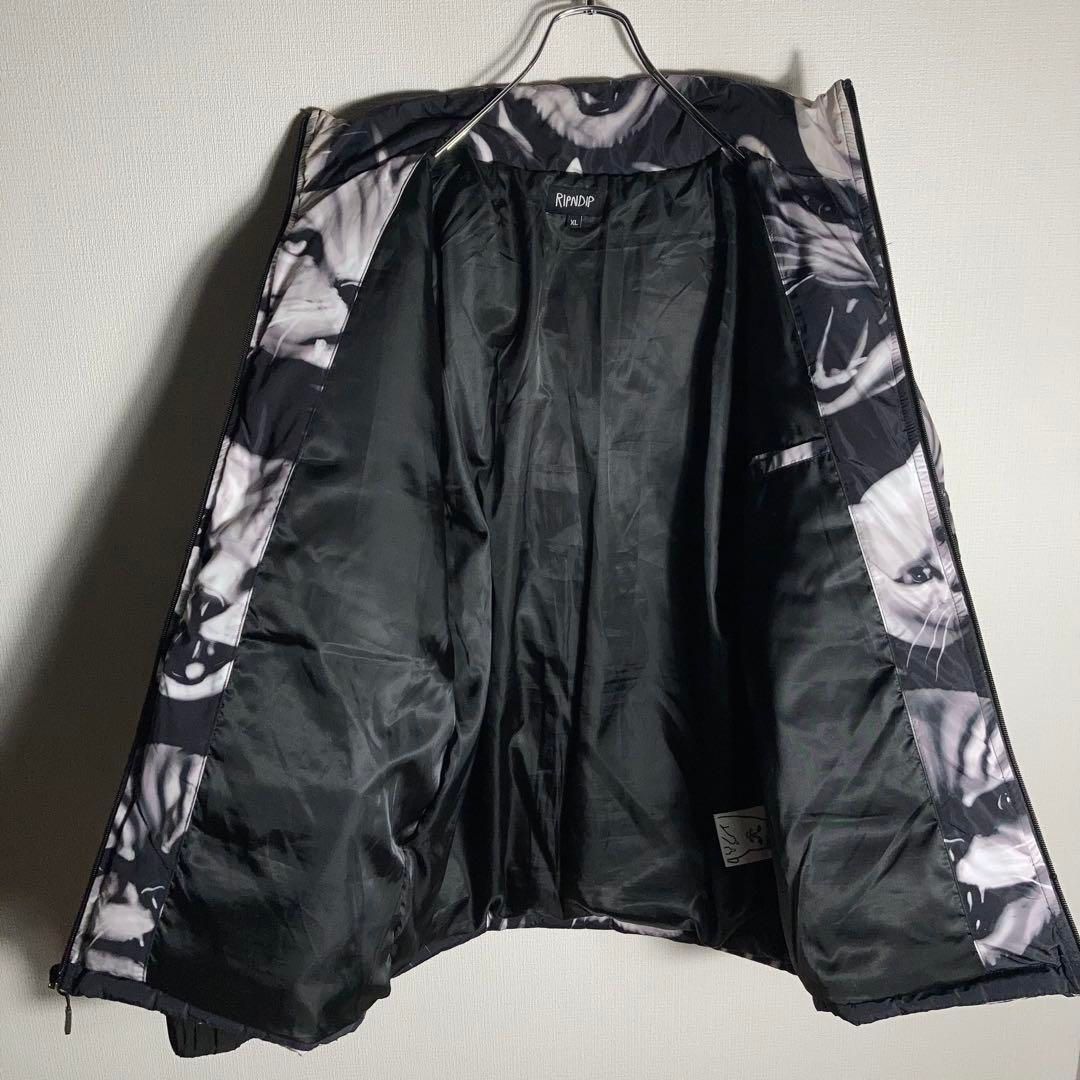 【美品】RIPNDIP ダウンジャケット ワンポイントロゴ 猫 黒 XL 美品】RIPNDIP ダウンジャケット ワンポイントロゴ 猫 黒 XL
