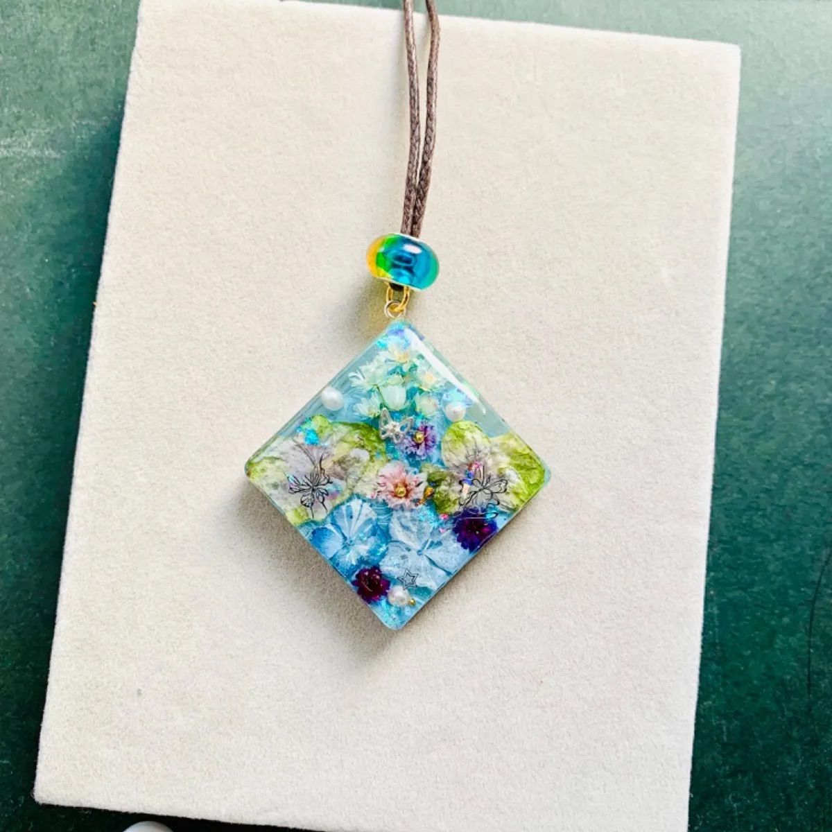 める様♡No.2ハンドメイド☆花水湖☆ドライフラワー☆フラワーレジン
