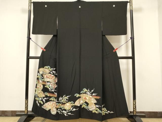 ■✨豪華お振り袖【黒地 扇面 花柄 金駒刺繍 銀彩 正絹】 成人式・結婚式 超豪華銀通し総刺繍振袖【振袖・訪問着にお仕立て可能】桜 ブラック