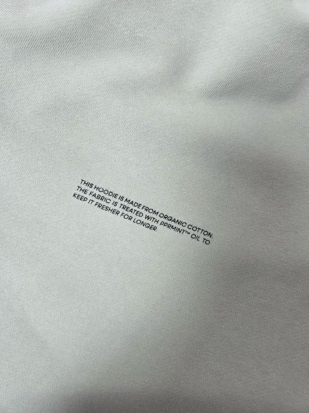 フード付きTシャツ