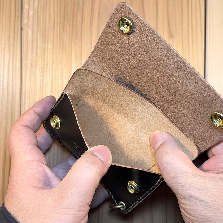 ショートトラッカーウォレット 栃木レザー オイルレザー 茶芯 丘染め