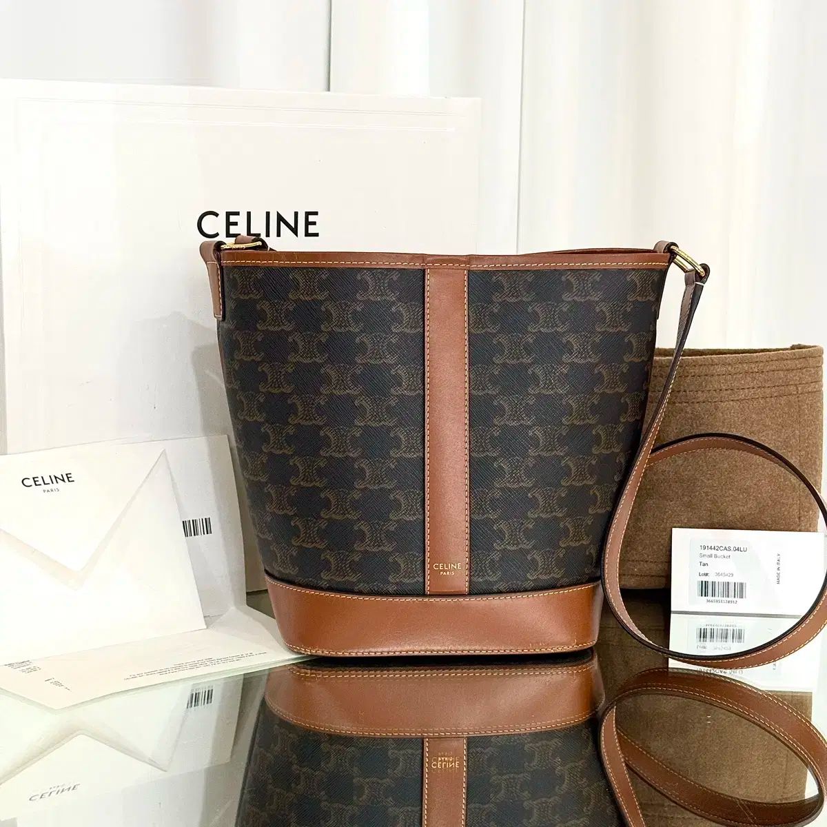 インボイス O Celine セリーヌ トリオンフ カバス バケットバッグ スモール 191442CAS