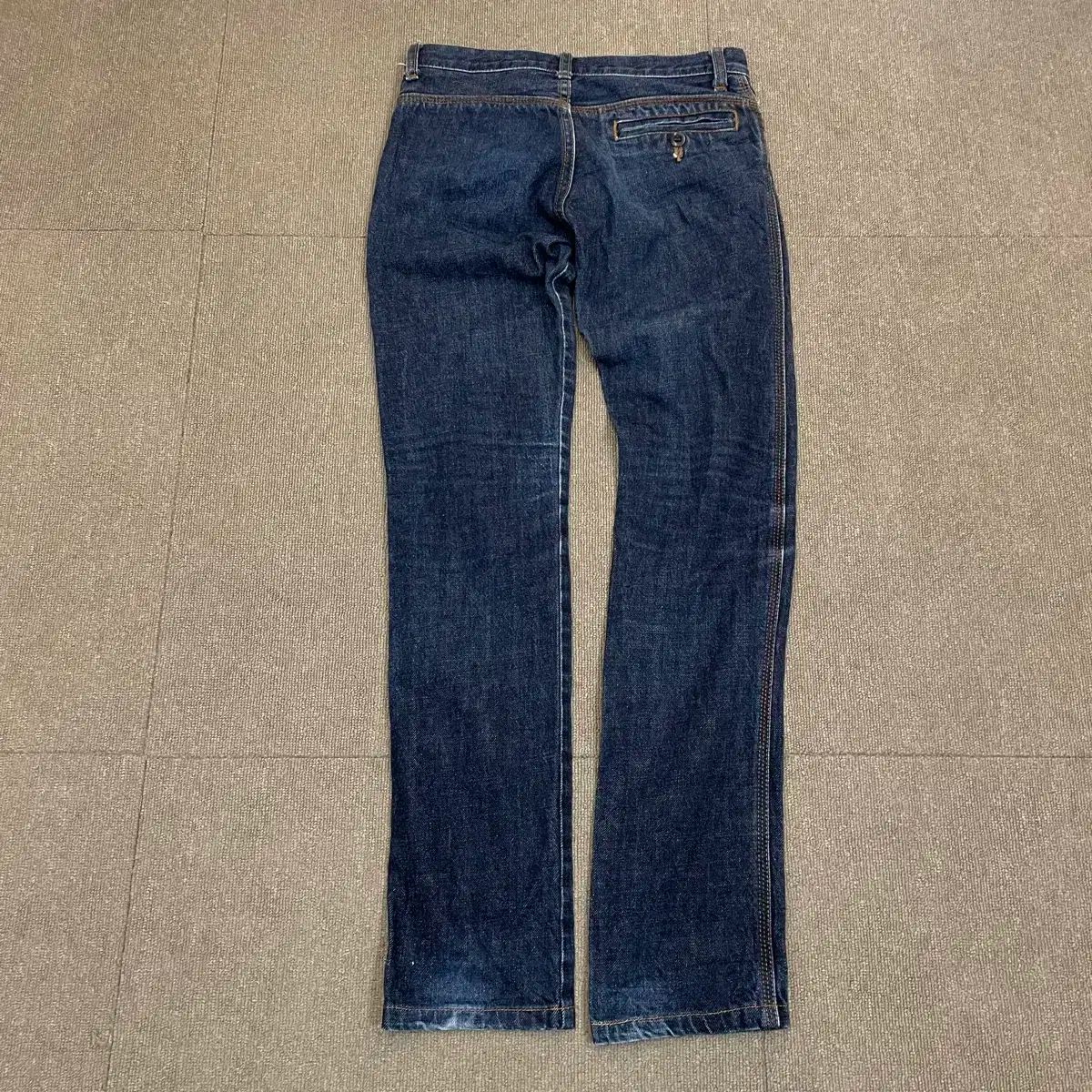 ヒステリックグラマー スタッズ ダメージ デニム 転写プリント