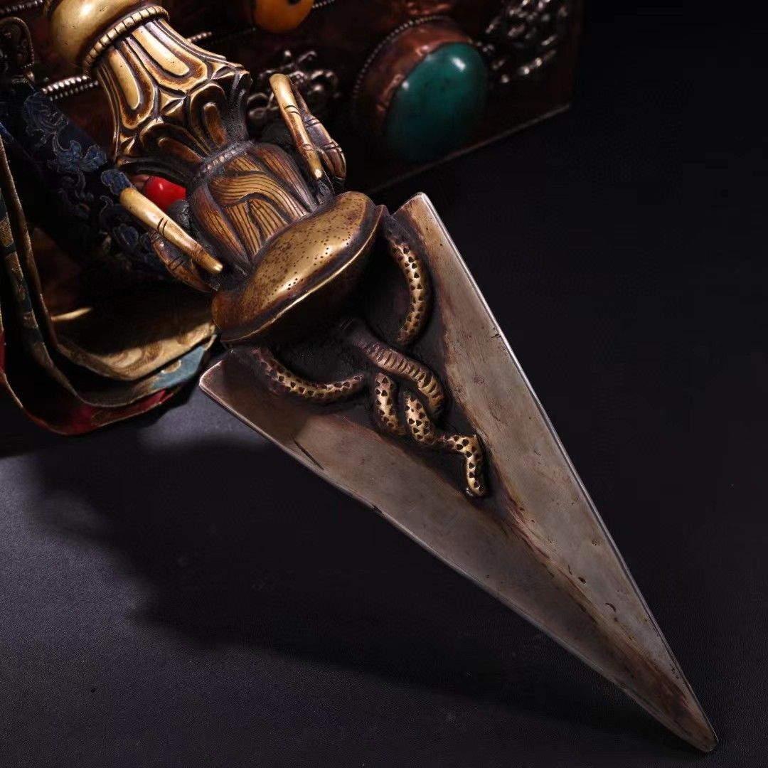 中国古美術・鏨刻细密彫・純銅鎏金降魔杵・镇宅辟邪・古仏具・佛教古美術・文房置物 中国古美術・鏨刻细密彫・純銅鎏金降魔杵・镇宅辟邪・古仏具