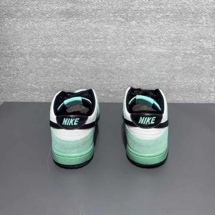 NIKE SB DUNK LOW PRO SEA CRYSTAL ナイキ SB ダンク ロー プロ シー クリスタル 819674-301 限定モデル NIKE  ナイキ スニーカー - メルカリ