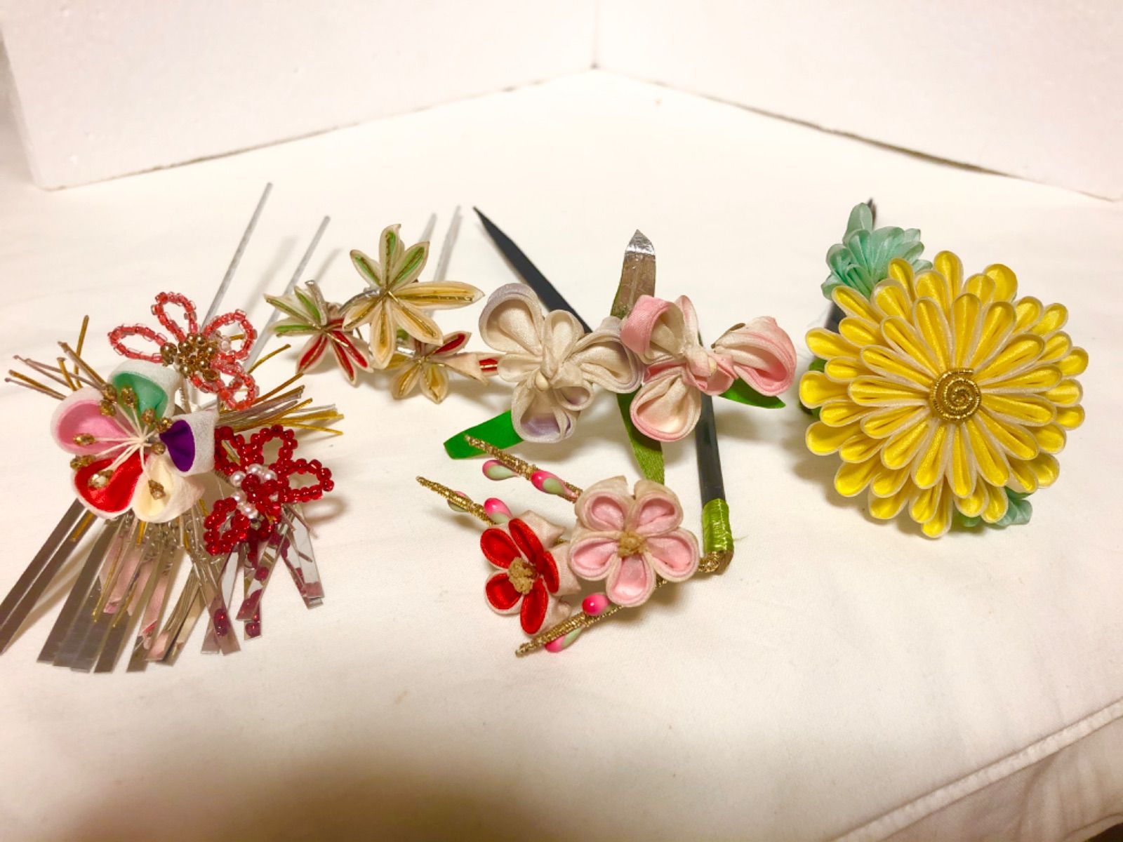 匿名配送　つまみ細工　かんざし　櫛　セット 匿名配送つまみ細工かんざし櫛セット