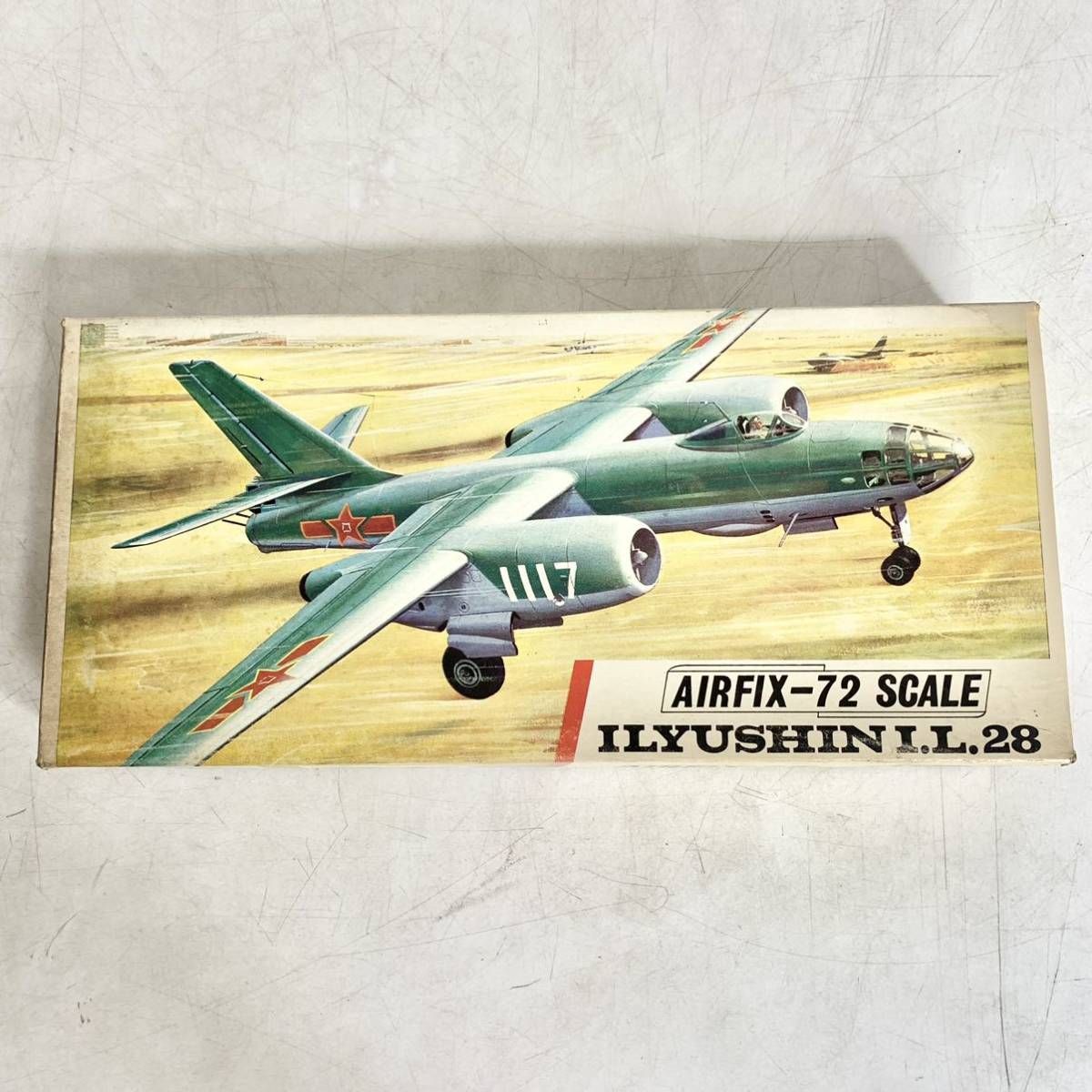 未組立 AIRFIX エアフィックス 1/72 ソ連 イリューシン ILYUSHIN I.L.28 プラモデル No.490 現状品