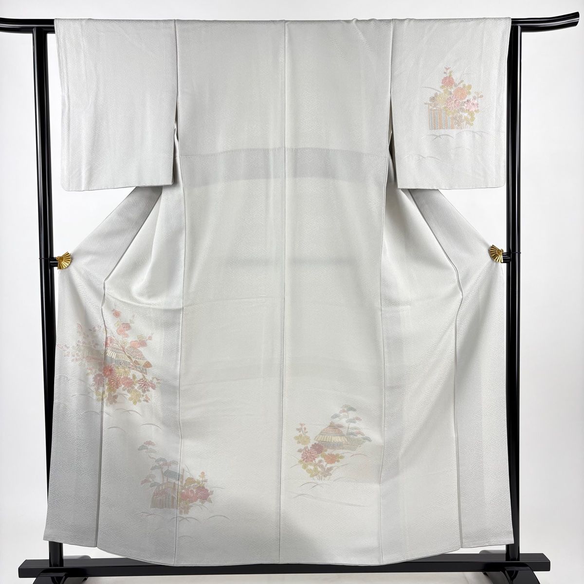 付下げ 身丈156.5cm 裄丈62cm S 袷 家屋 草花 刺繍 ぼかし 灰色 正絹 秀品