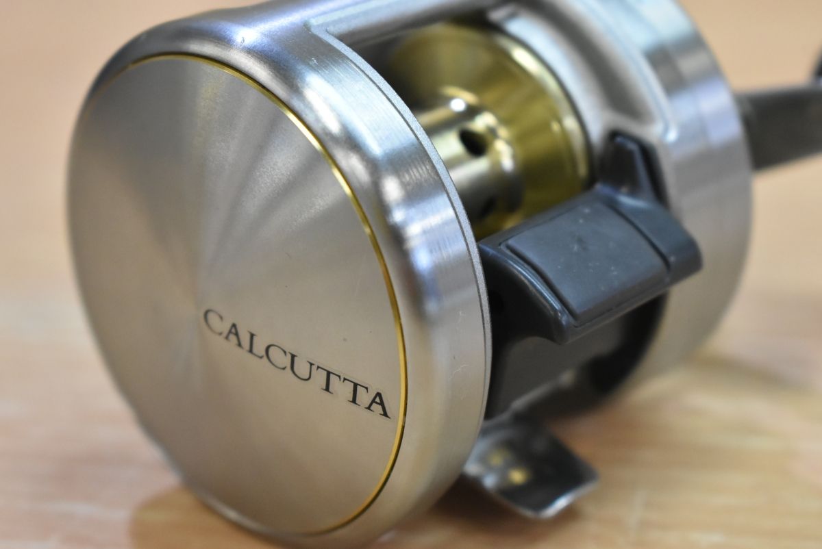 SHIMANO 05CALCUTTA 200 ベイトリール SHIMANO 05CALCUTTA 200 ベイトリール カルカッタ 200 2005 シマノ