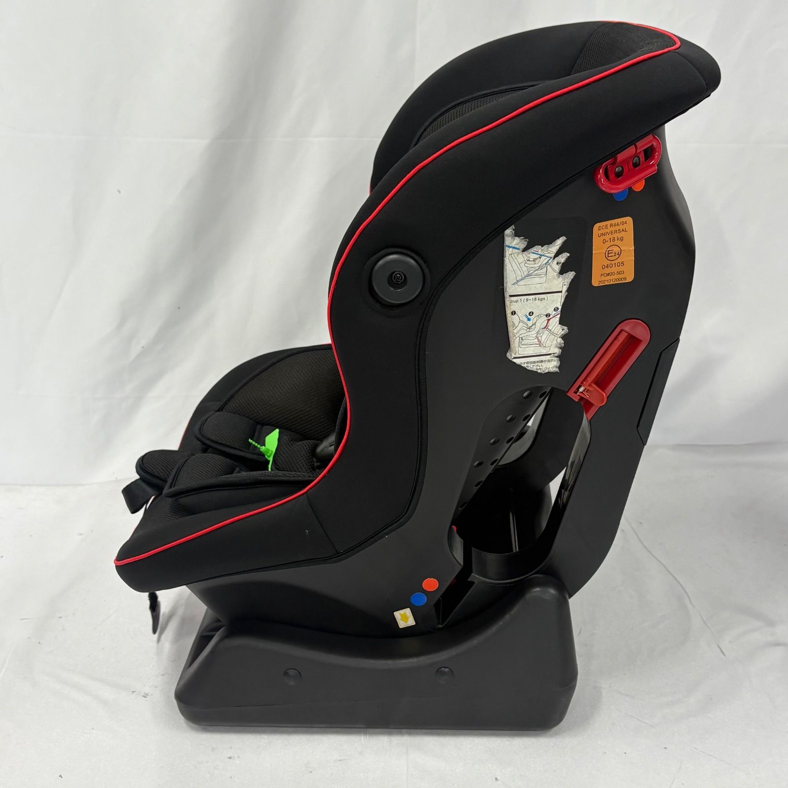 【極美品】バンビーノBambino 04 リクライニング可能 チャイルドシート 極美品 日本育児 新生児対応チャイルドシート Bambino