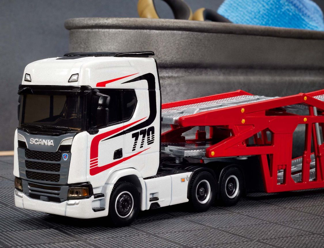 Elite 64 Scania 770 S Hot Wheels HWR95