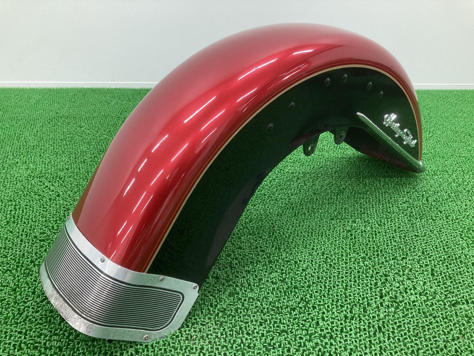 FLSTC1340 フロントフェンダー 赤/黒M ハーレー 純正 中古 バイク 部品