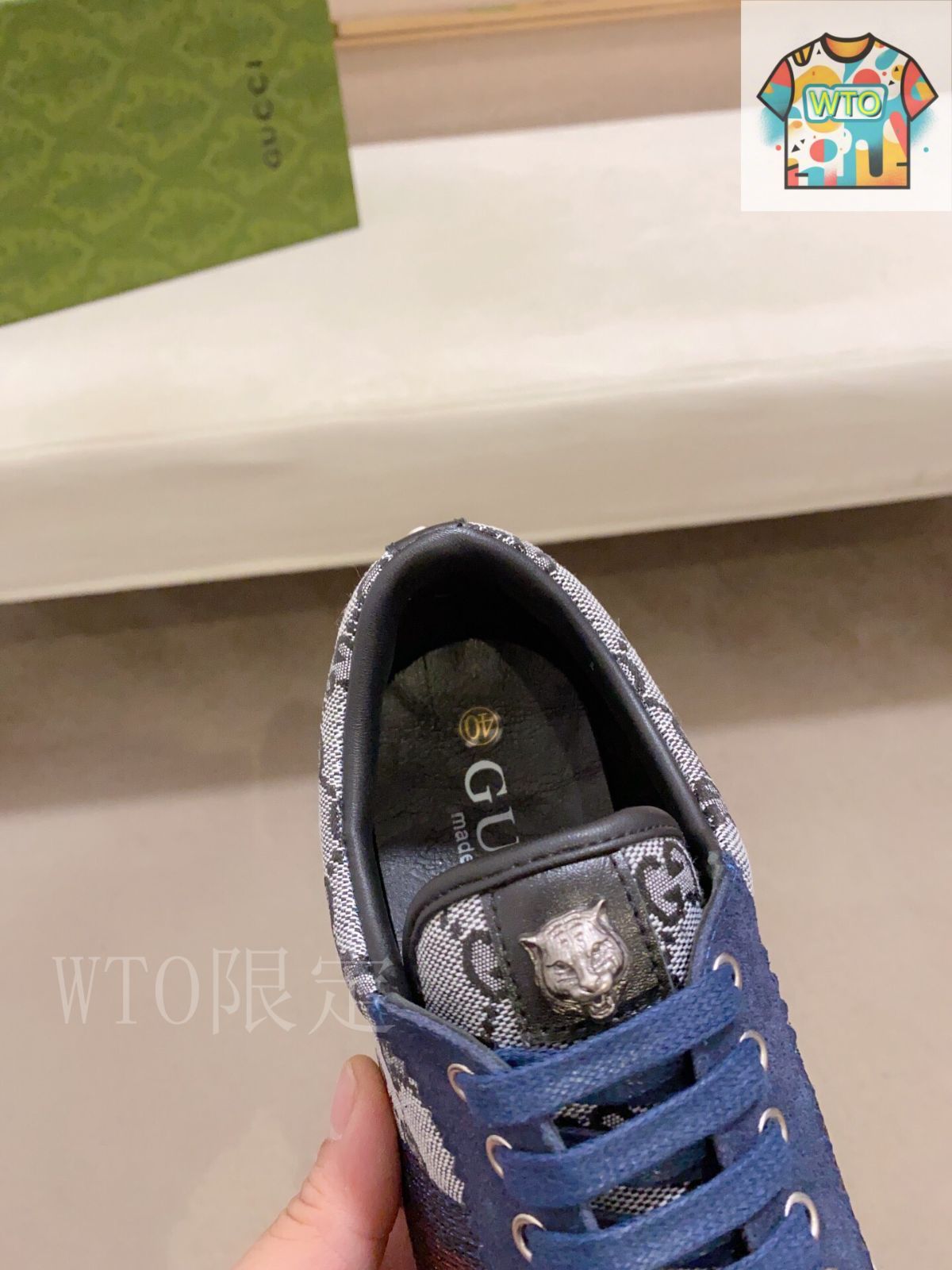 GUCCI グッチデッキシューズ　美品　7サイズ26センチ　ブルー✖️茶色 楽天市場】GUCCI グッチ 【美品】431920 エース パイナップルx