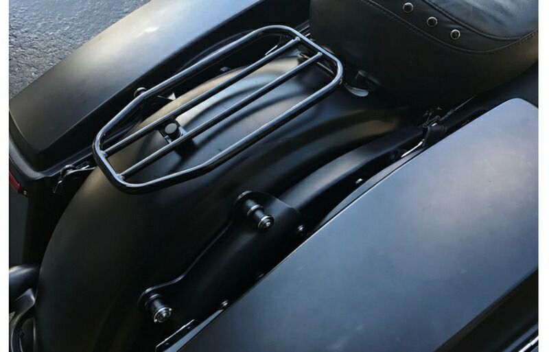 7” フラットラゲッジラック ソロシート用 グロスブラック 1997〜25年FLHR FLHT FLHX FLTR