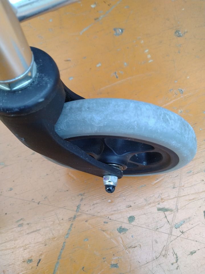 介助式車椅子 MPCN-46JD