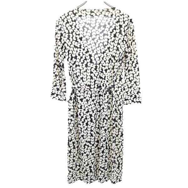 DIANE ダイアン・フォン・ファステンバーグ 白とネイビーの柄の