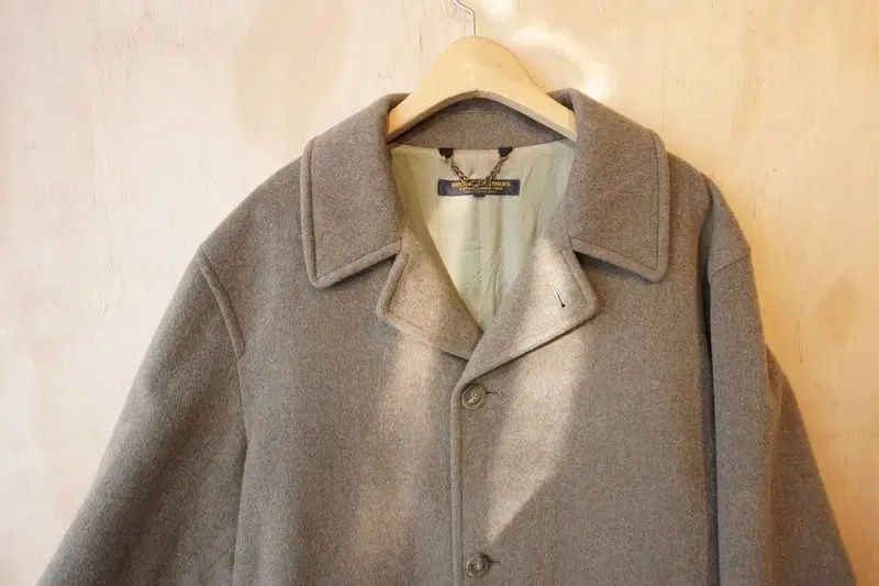 S.H.Figuarts （真骨彫製法) 仮面ライダーアギト　トリニティフォーム Brooks Brothers(ブルックス・ブラザーズ) コート Brooks Brothers