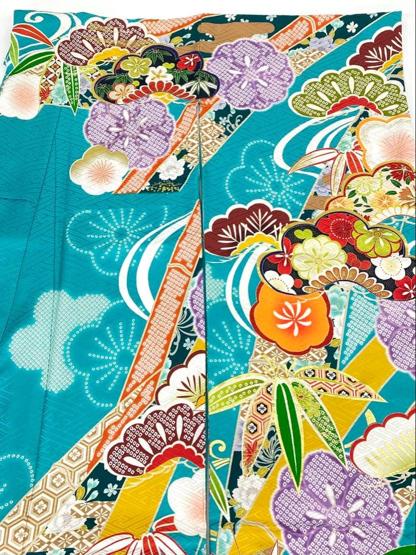 振袖 豪華 金駒 金彩 紋意匠 身丈171cm 振袖 豪華 刺繍 金駒 金彩 紋意匠 身丈171cm - メルカリ