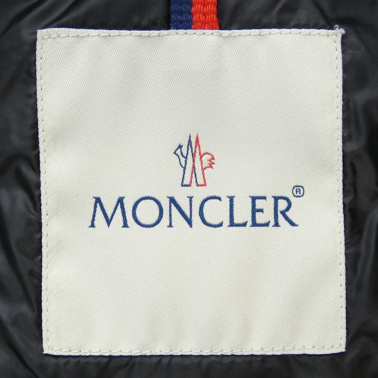 モンクレール MONCLER
