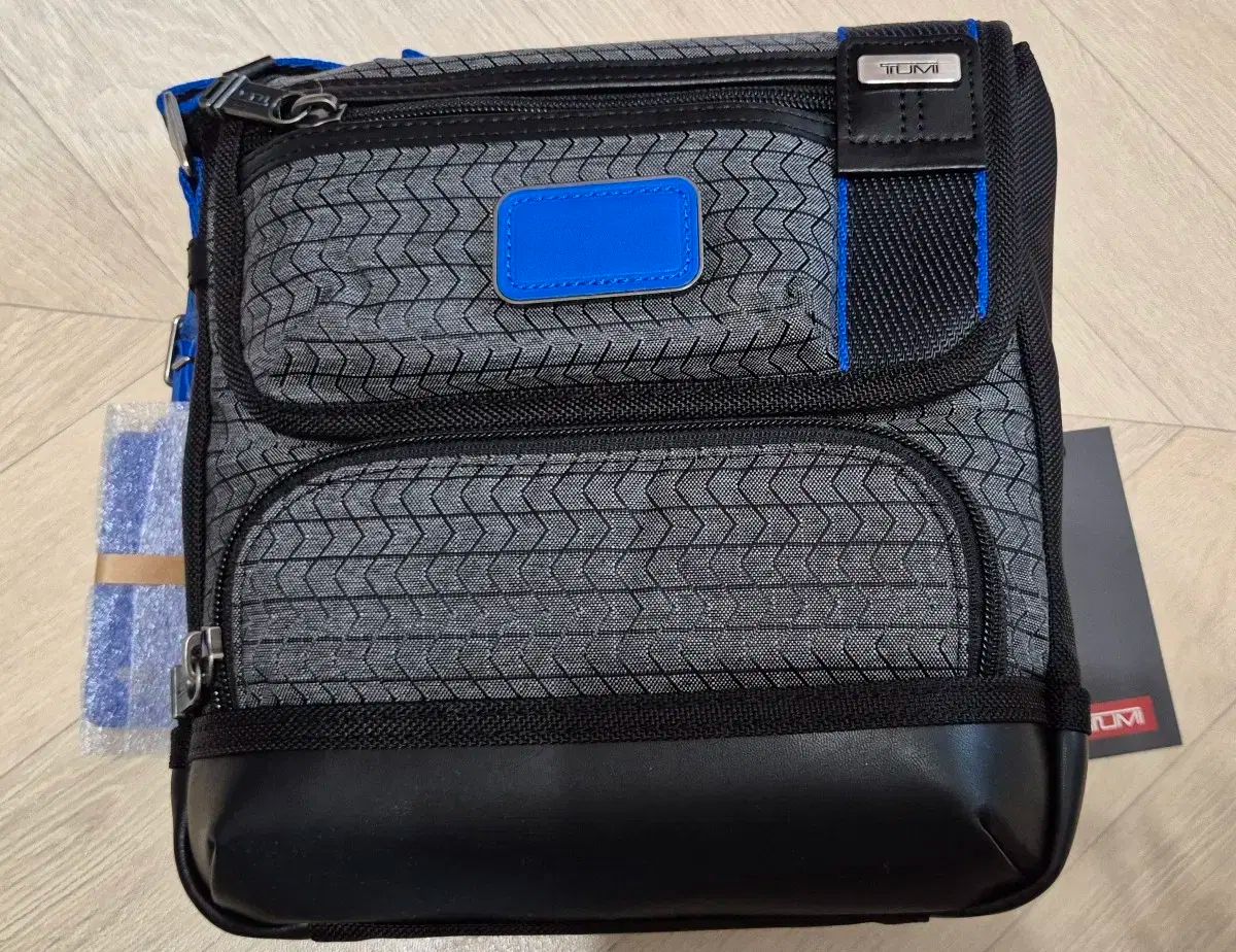 Tumi(トゥミ) クロスバッグ 新品 出品