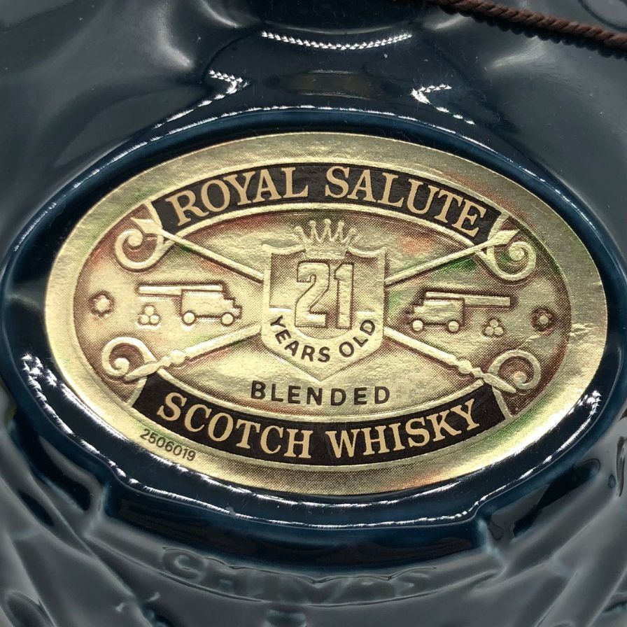 シーバス ブラザーズ ロイヤルサルート 21年 青陶器 1000ml【S2】 ROYAL SALUTE(CHIVAS REGAL) ロイヤルサルート 21年 スコッチ