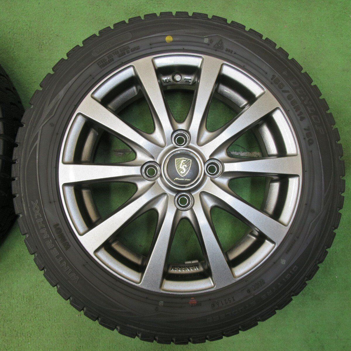 【送料無料】美品超バリ9.5部山 マナレイスポーツ155/65R14スタッドレス 送料無料】美品超バリ9.5部山 マナレイスポーツ155/65R14スタッドレス