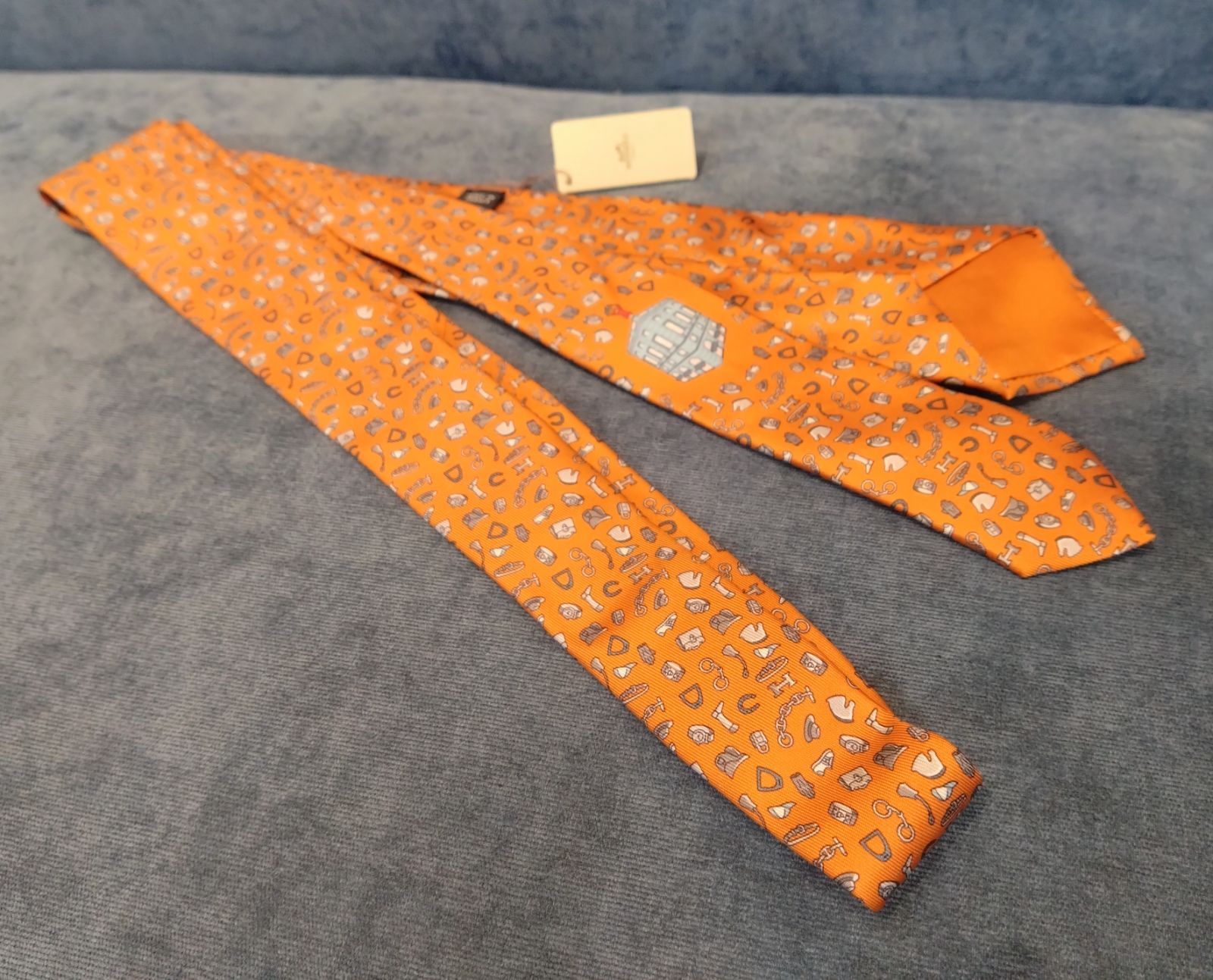 ☆NA04259 未使用保管品！ HERMES エルメス フォーブルのカンカイユリ