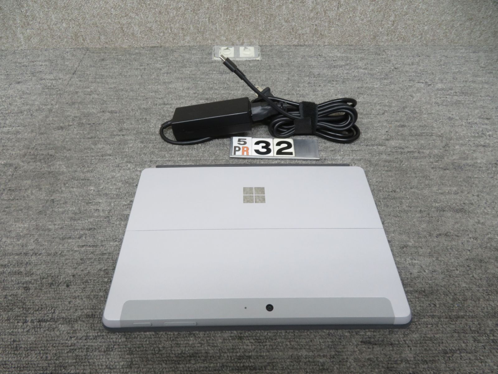 2in1タッチパネル】◇ Microsoft Surface Go 1824 / 10型 / Pentium
