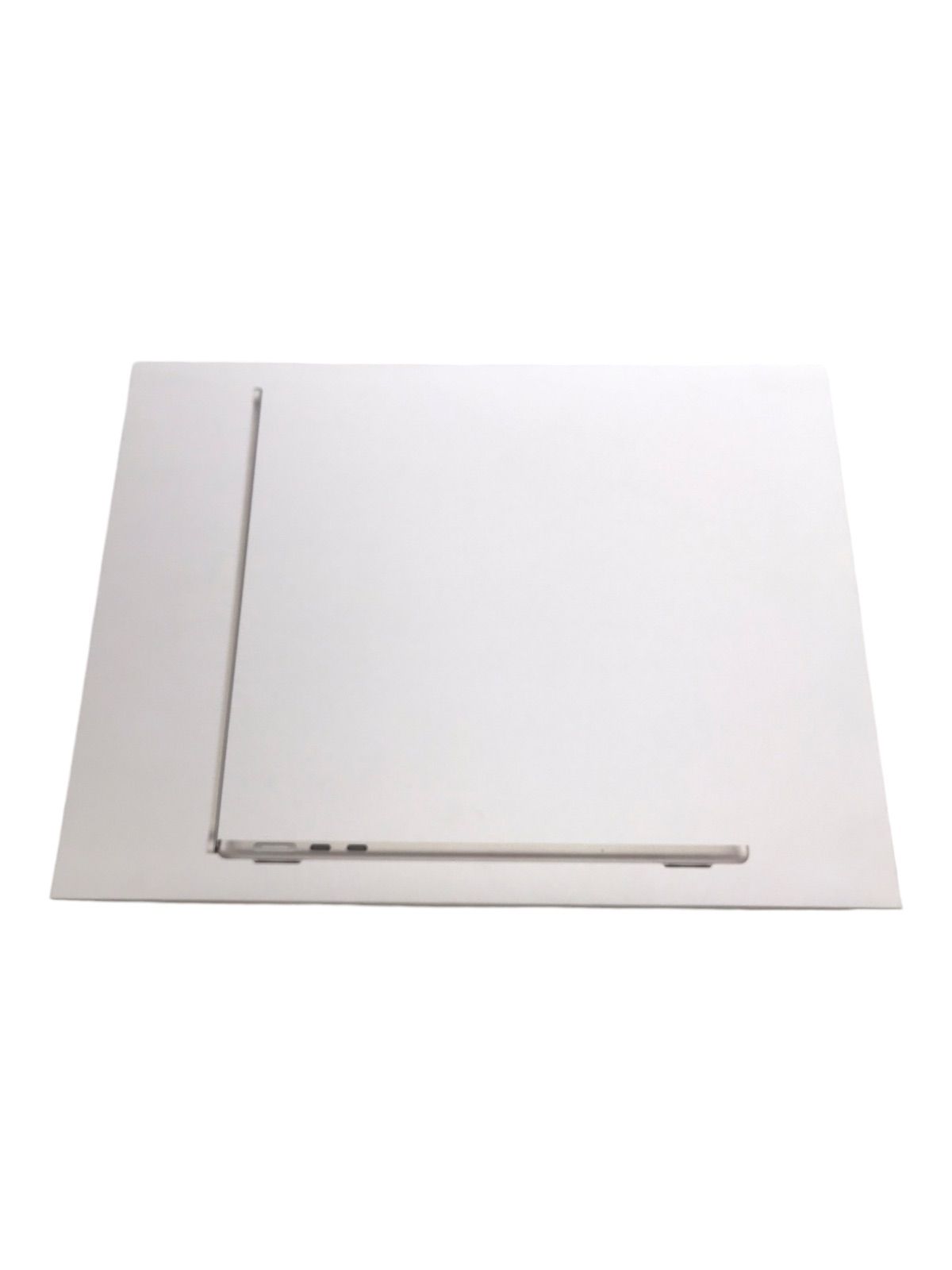 美品 充放電回数79回 MacBook Air M2 2022 メモリ8GB SSD 256GB