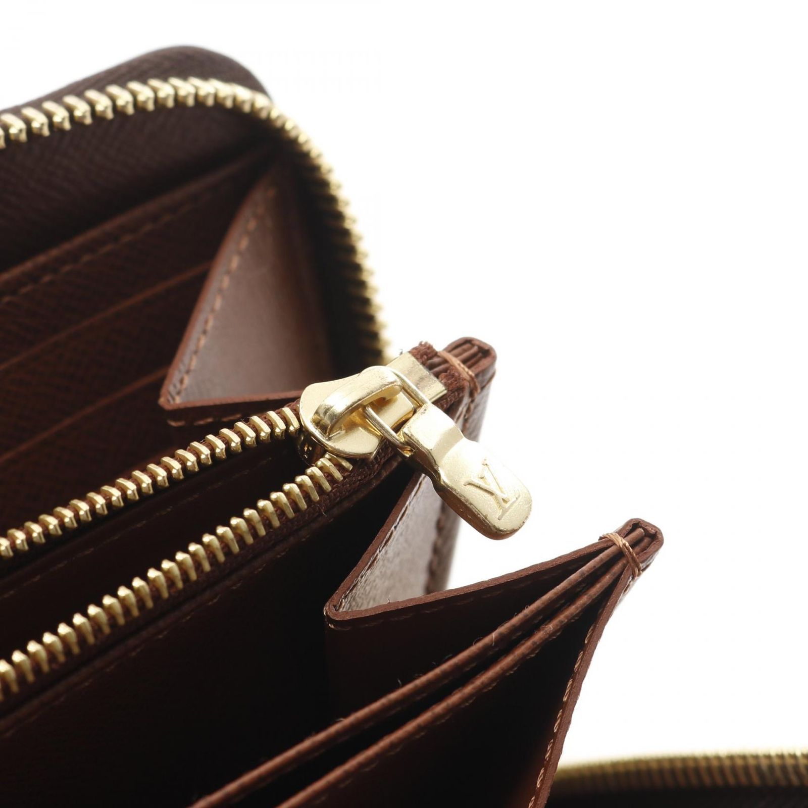 ルイ・ヴィトン LOUIS VUITTON ラウンド長財布 ジッピーウォレット  