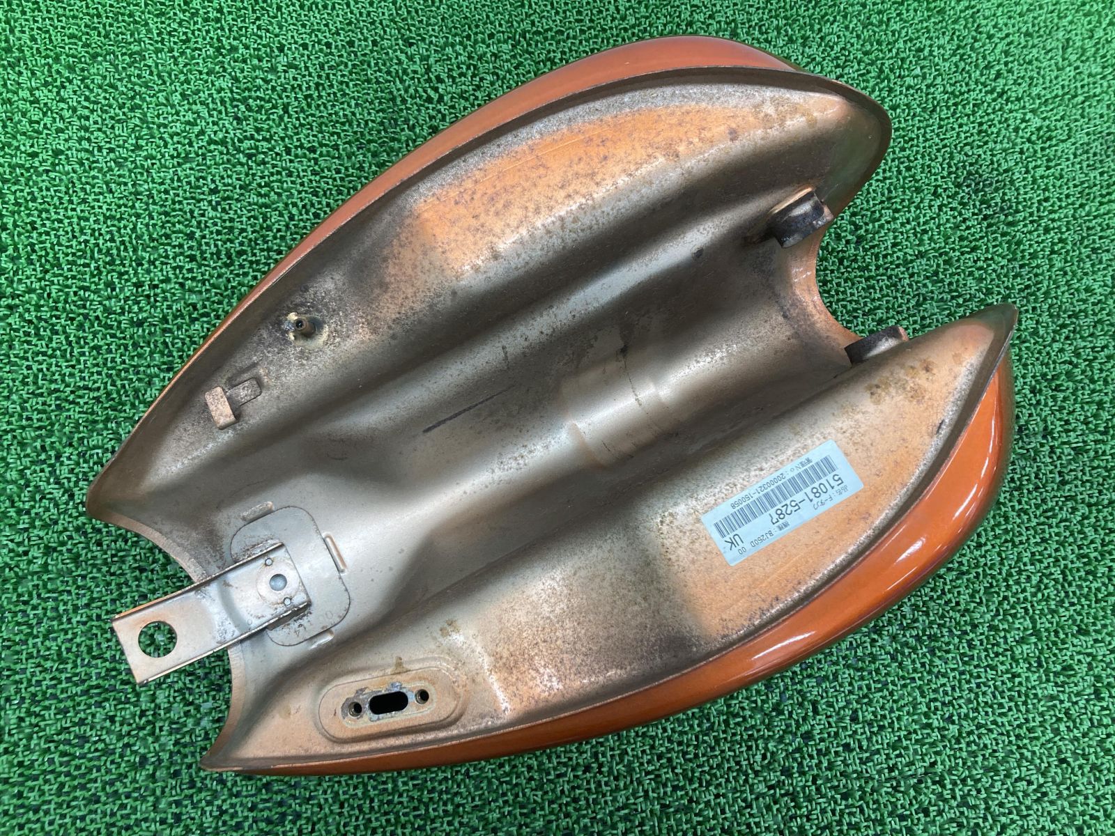 エストレヤカスタム タンク 橙M 51081-5287 カワサキ 純正 中古