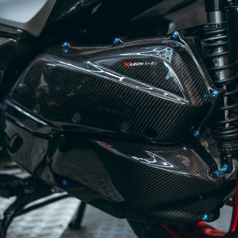 KB XMAX250 23- エアフィルターカバー 受注製造