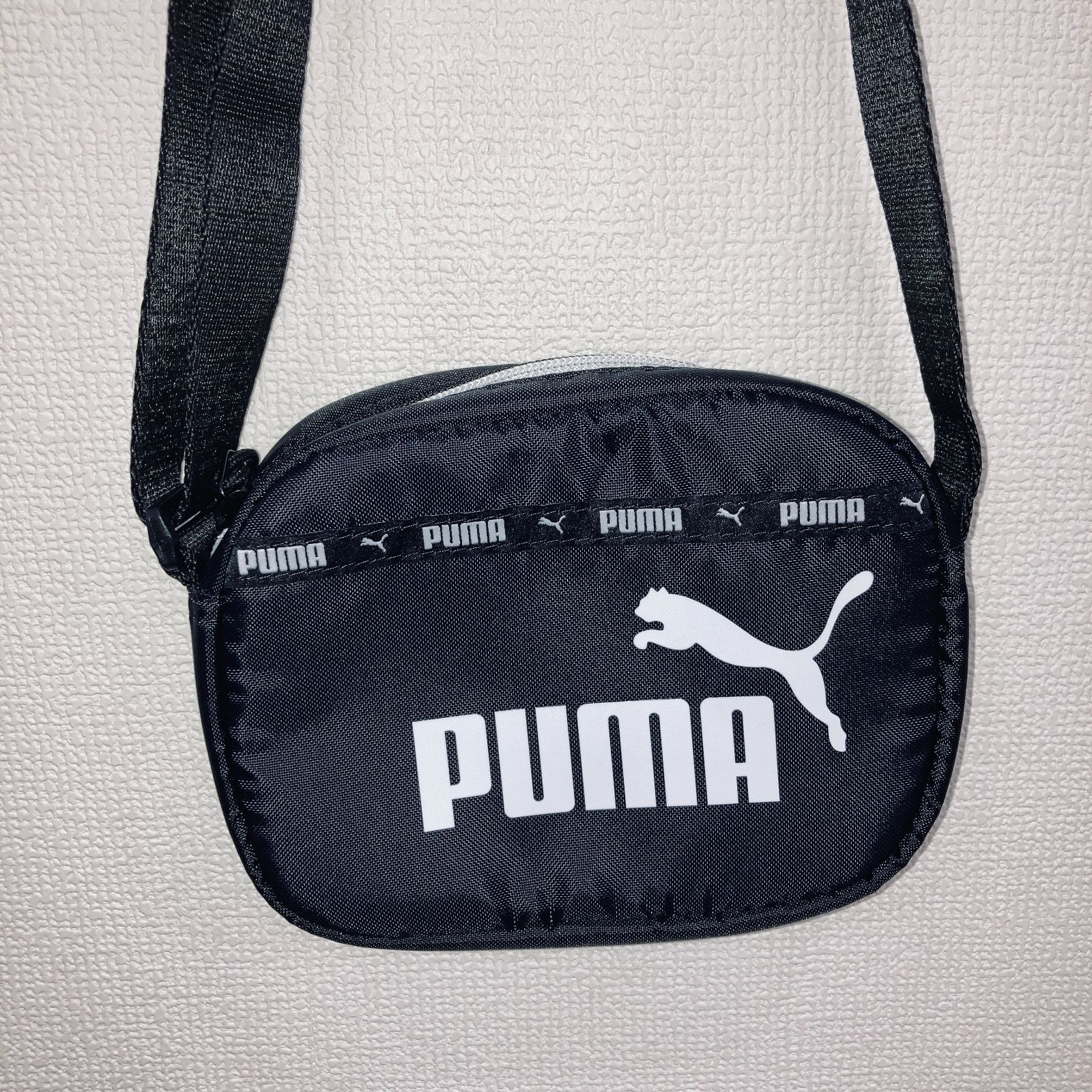 A【中古】PUMA プーマ コアベース クロス ボディバッグ ショルダー