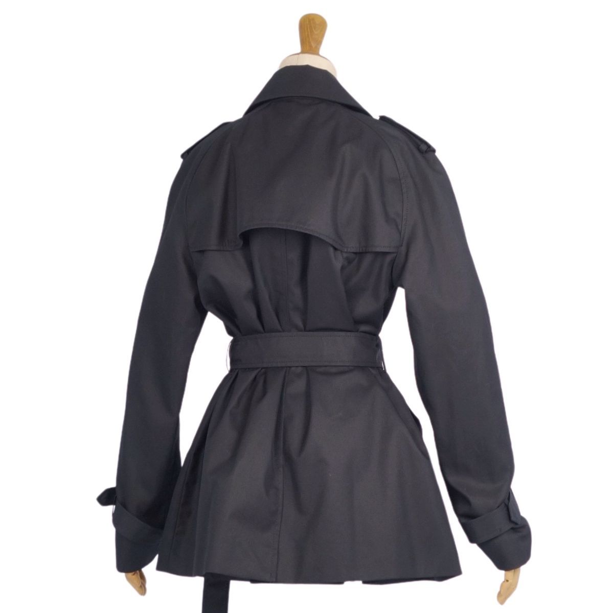 トレンチコート