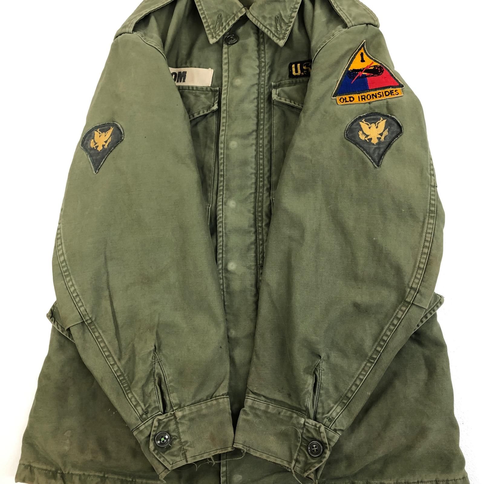 物流センター】 中古 MILITARY衣料 | ミリタリーイリョウ ミリタリー 