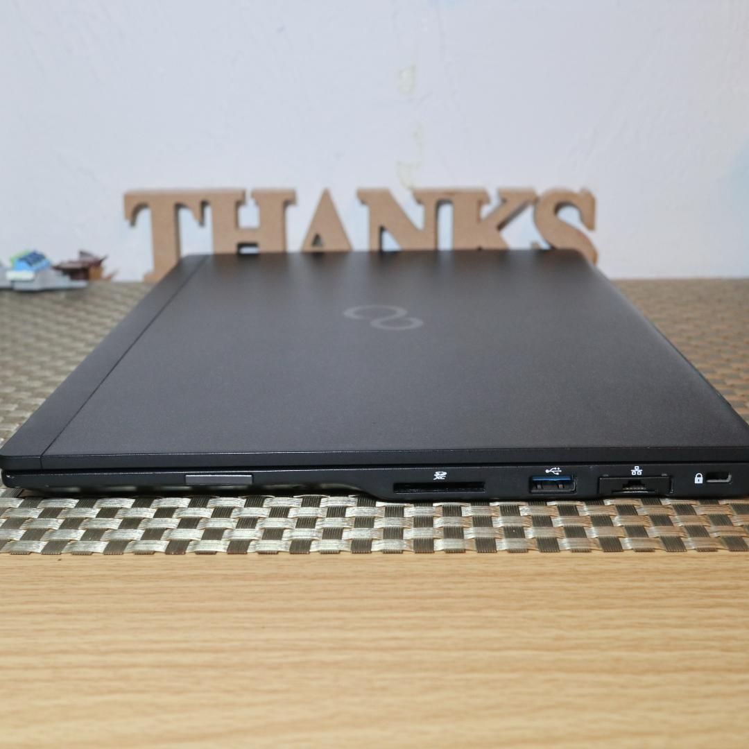 高年式Win11高性能10世代Corei5| SSD|メ8GB|無線|カメラ