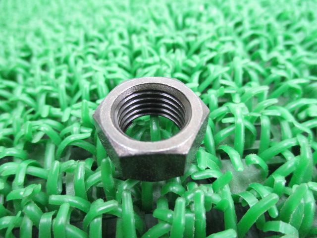 YZ250F スイングアームロックナット 90185-14007 在庫有 即納