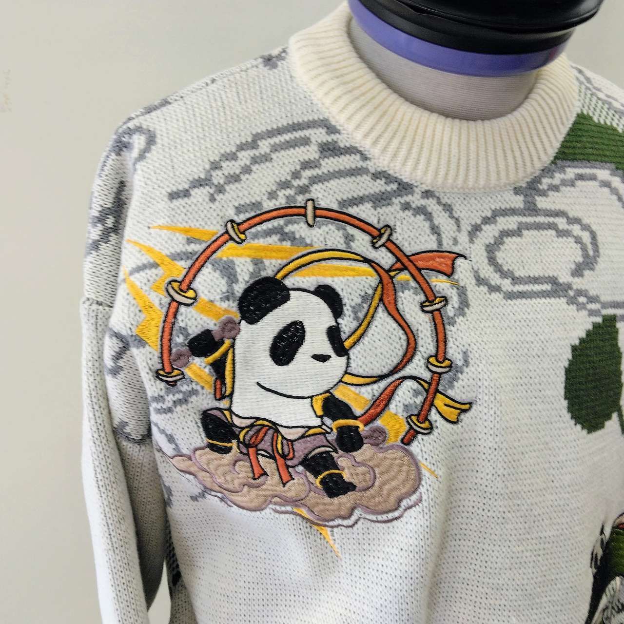 パンディエスタ セーター 風神雷神刺繍 Lサイズ - メルカリ