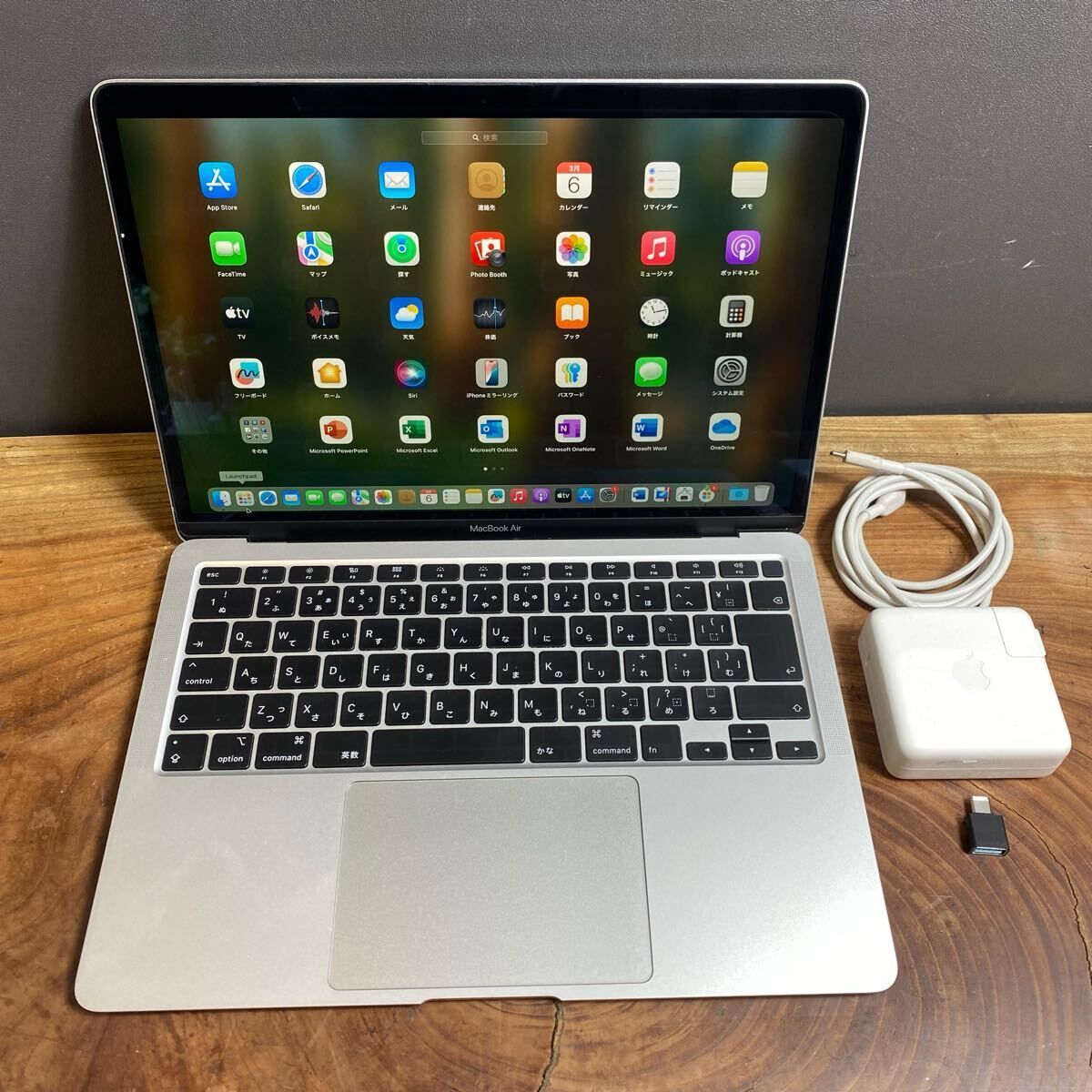 ［美品］Apple MacBook Air 13inch 2020/Core i 3 1.1GHz/8GB/SSD256GB/Windows11/Office 2021/364